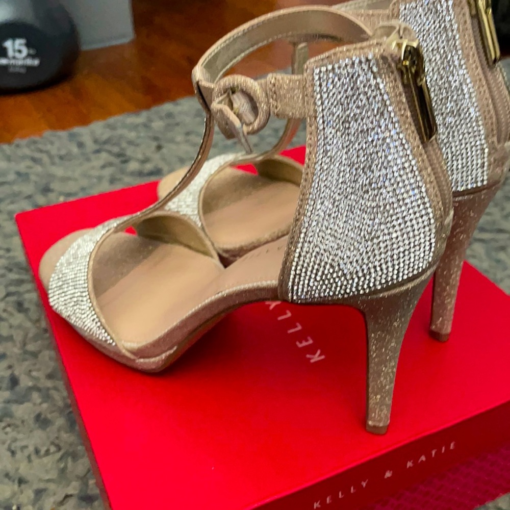 KELLY & KATIE rhinestone heeled sandals - Picture 4 of 5